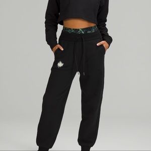 Lululemon Team Canada Scuba Relaxed fit Fleece Jogger COC logo